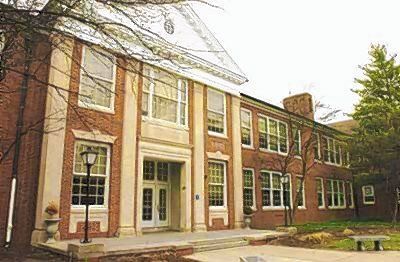 Student sues Ladue schools over alleged bullying