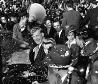 1942: Tribute to the Unknown Photographers