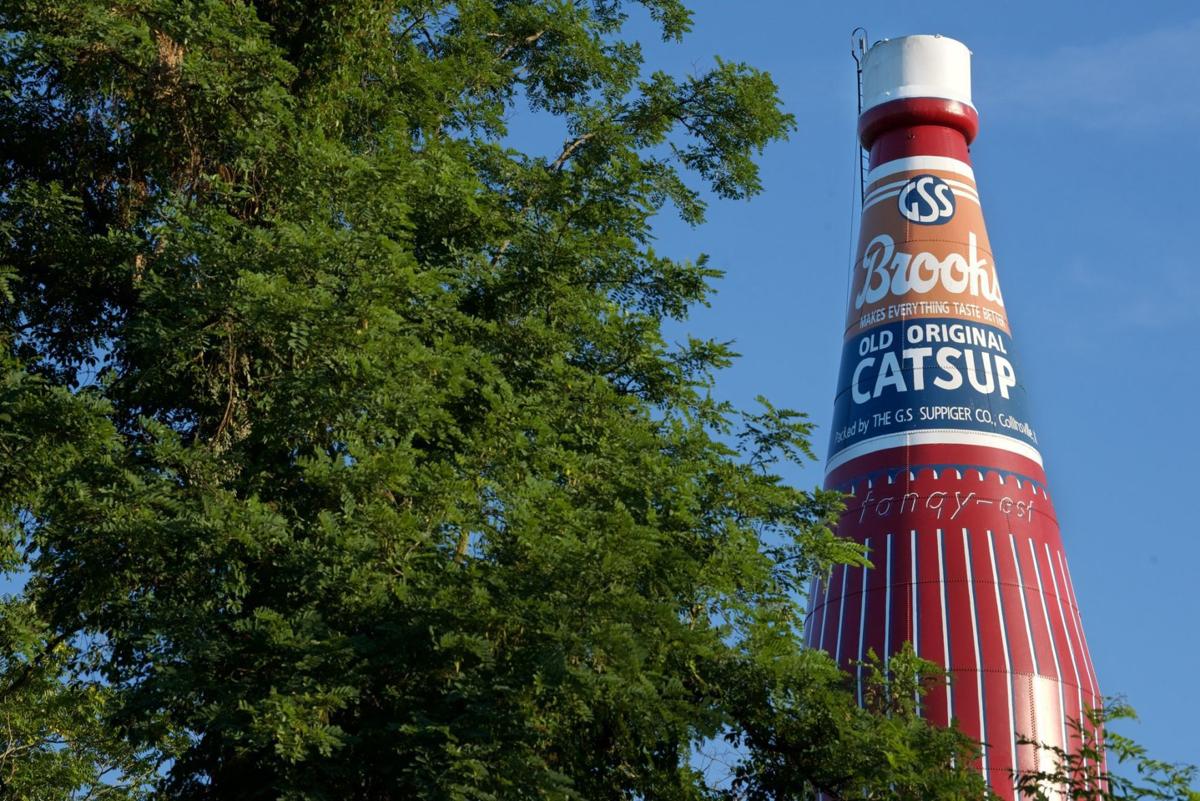 World S Biggest Ketchup Bottle Best Pictures and Decription