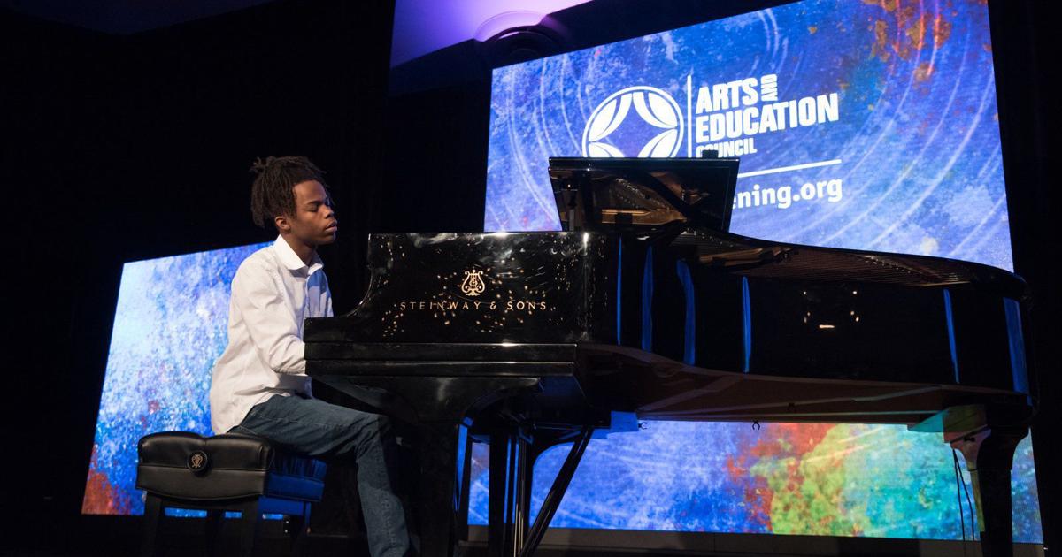 Clinton Musa 2017 Rising Stars: Young classical pianist has an appetite for music