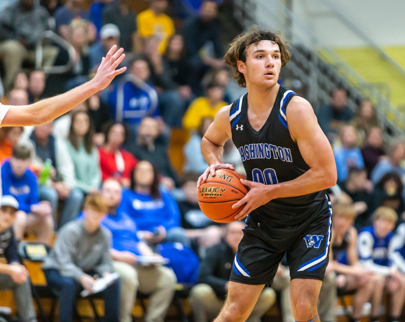 Schroeder's big middle quarters help top Washington in Turkey