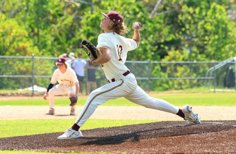 Panagos helps De Smet knock off CBC in district title game