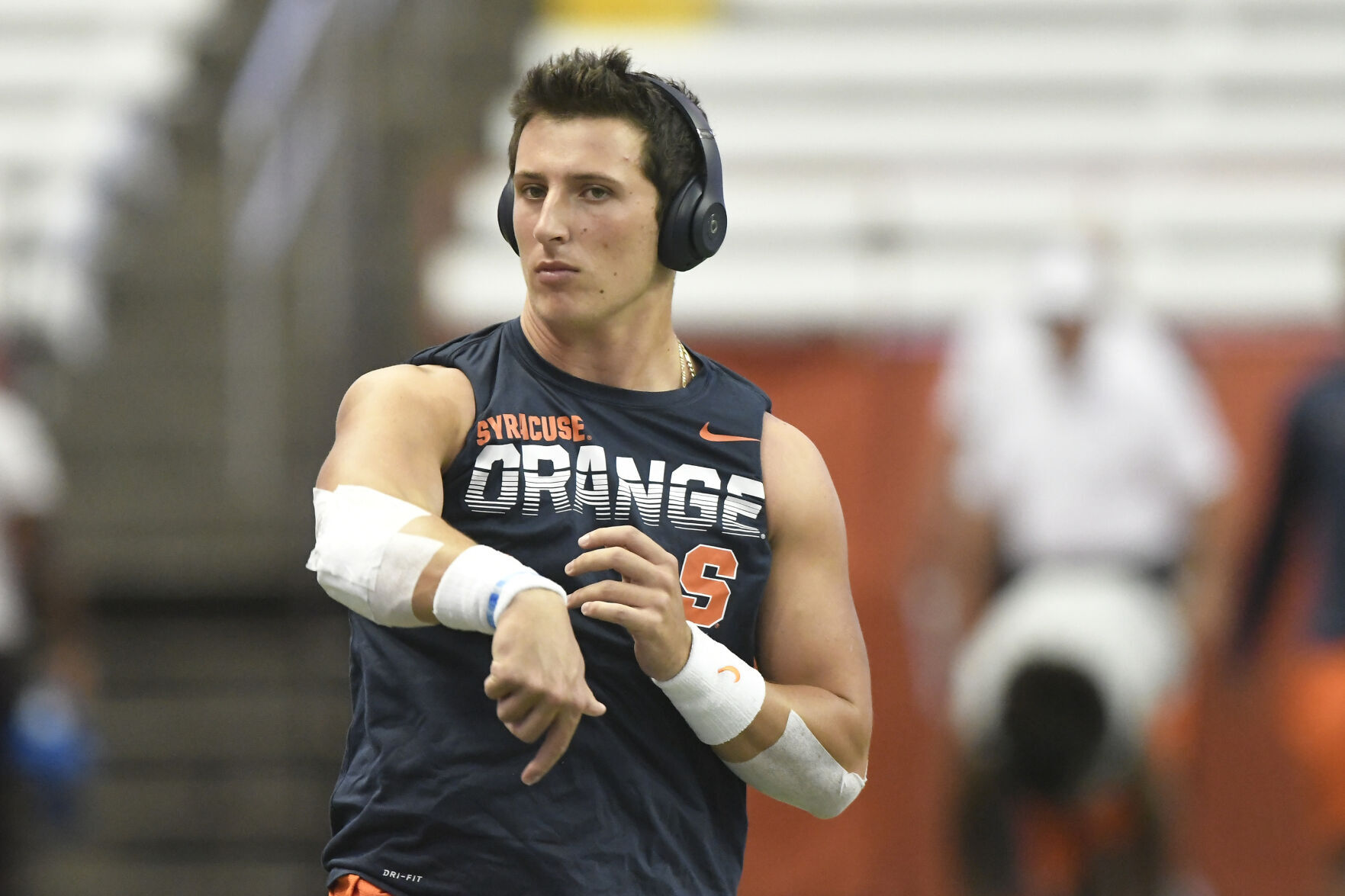 Tommy DeVito: 3 Things To Know About The Illinois Football Quarterback ...