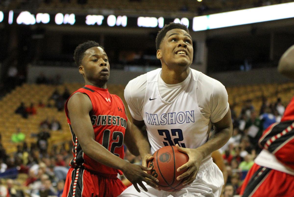 Stockard Ends Vashon S 10 Year Drought Signs With Kansas State