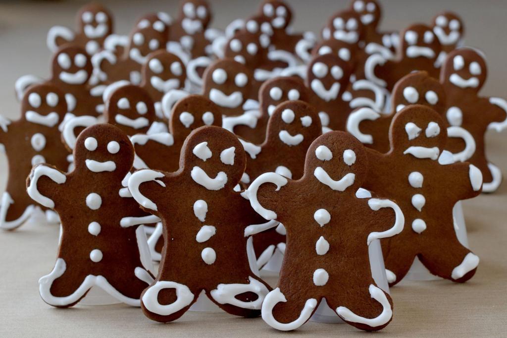 A Gift Of Holiday Cookies 6 Recipes Food And Cooking Stltoday Com