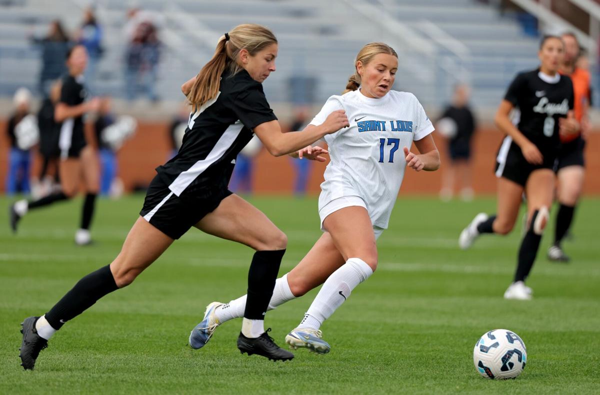 51 University womens soccer wins 6-0 in A-10 quarterfinal