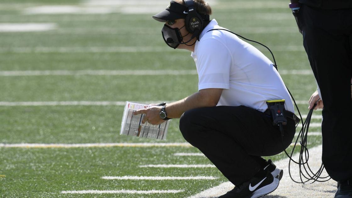 Vanderbilt Covid Cases Force Mizzou To Postpone Saturday S Homecoming Football Game Mizzou Sports News Stltoday Com Mizzou Football Schedule 2022 Homecoming