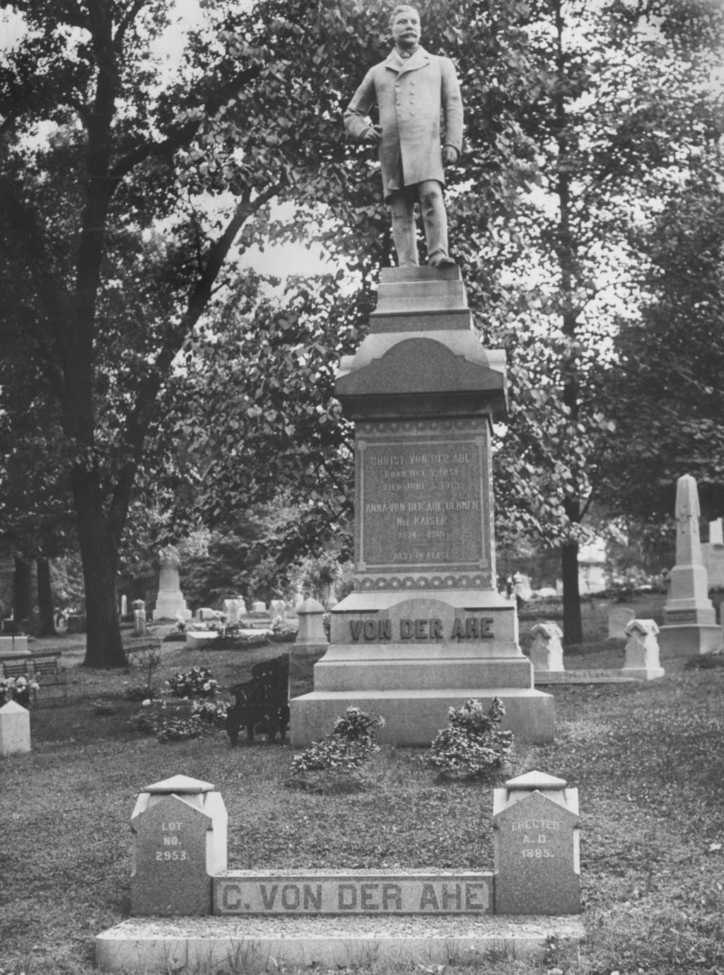 Bellefontaine Cemetery Hosts Weekend Of Tours Music More Entertainment Stltoday Com