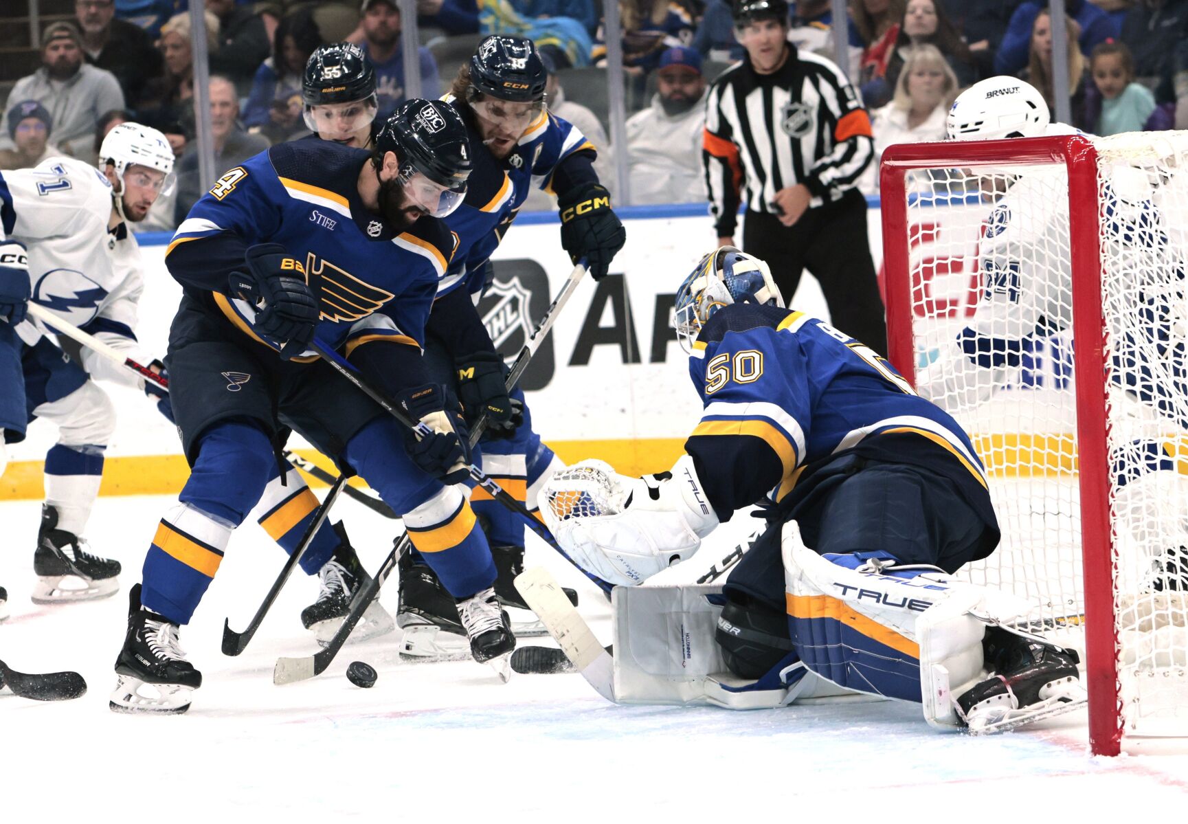 Blues' Jordan Binnington Ranks Among NHL's Elite Goalies So Far This Season