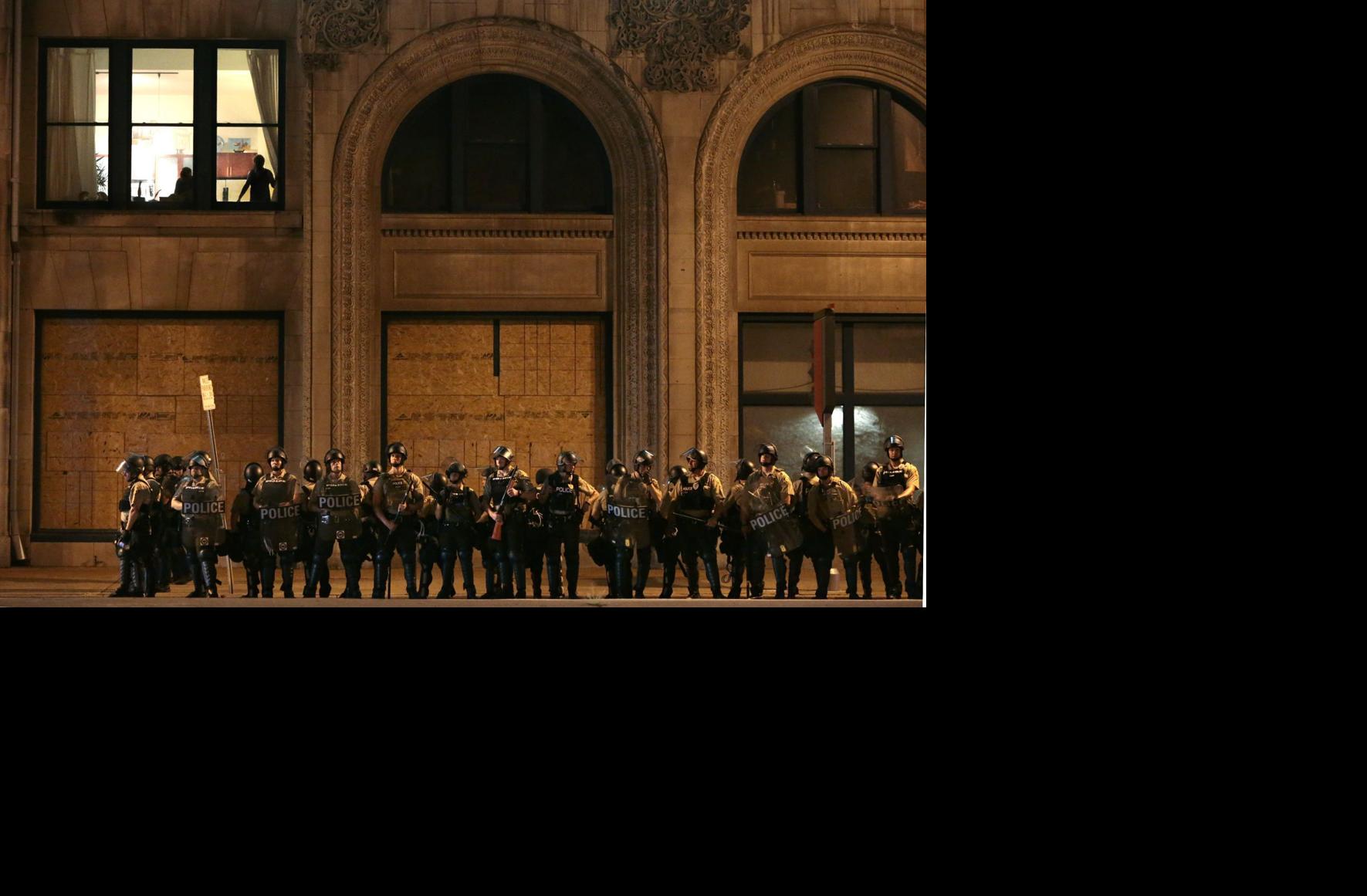 Officers shut down downtown entertainment district