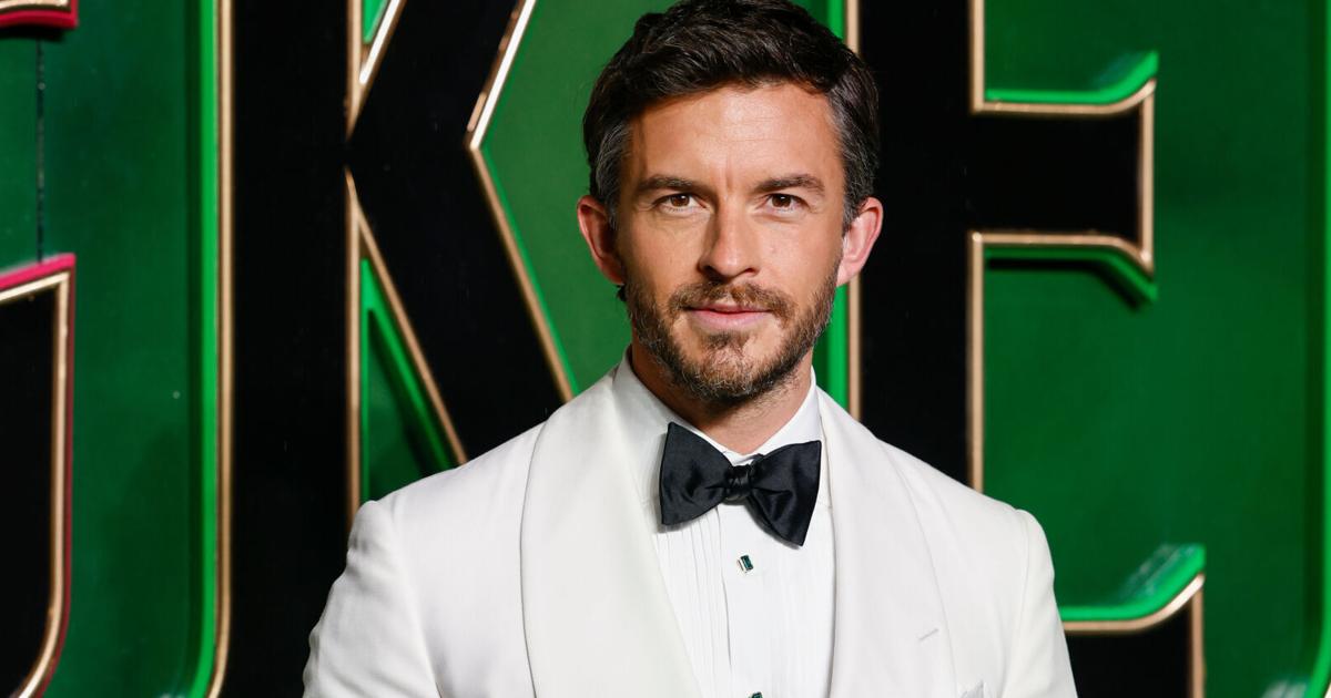 Jonathan Bailey named People magazine's 2025 Sexiest Man Alive