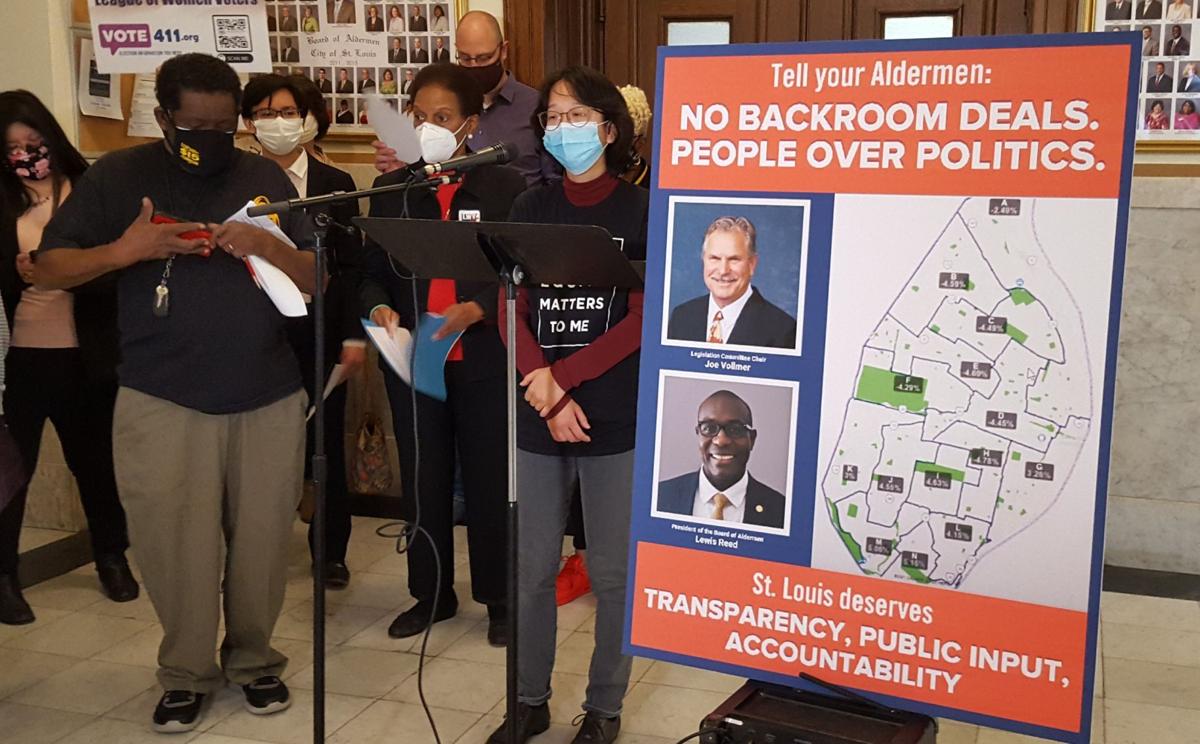Critics of St. Louis ward redistricting process, Aldermanic President Lewis  Reed face off at City Hall | Politics | stltoday.com