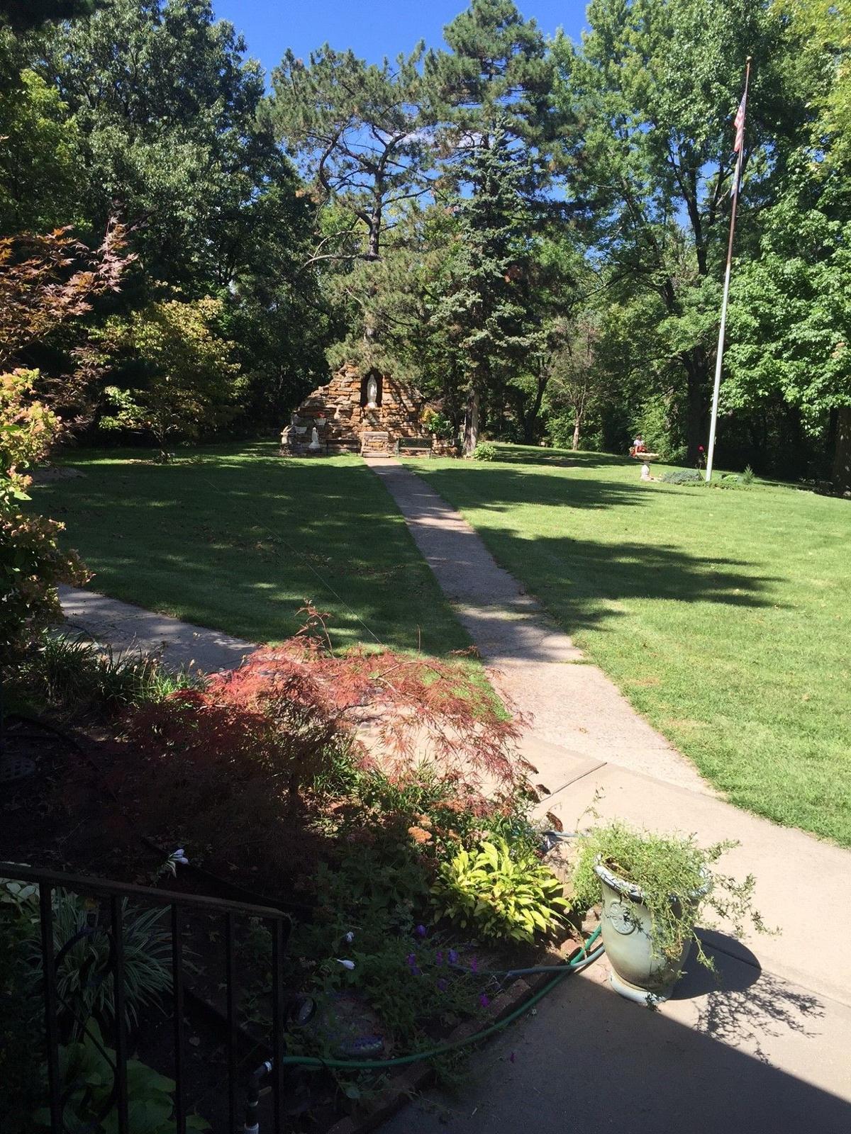 Midwest Meditation Retreat Offers Adventure In Silence Deb S Midwest Meditation Retreat Offers