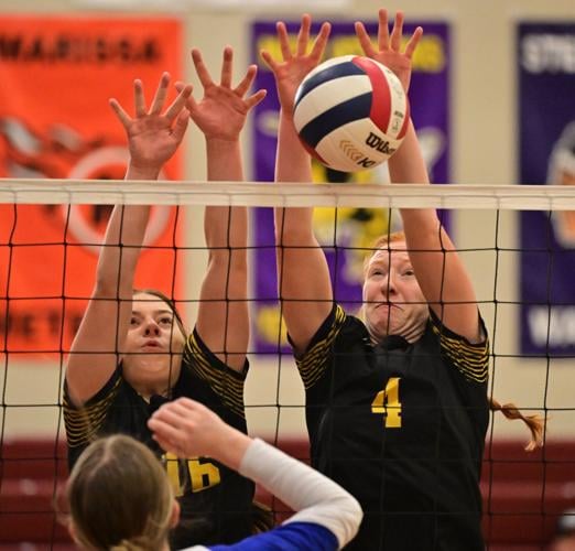 Strong senior group has Valmeyer dreaming big High school girls