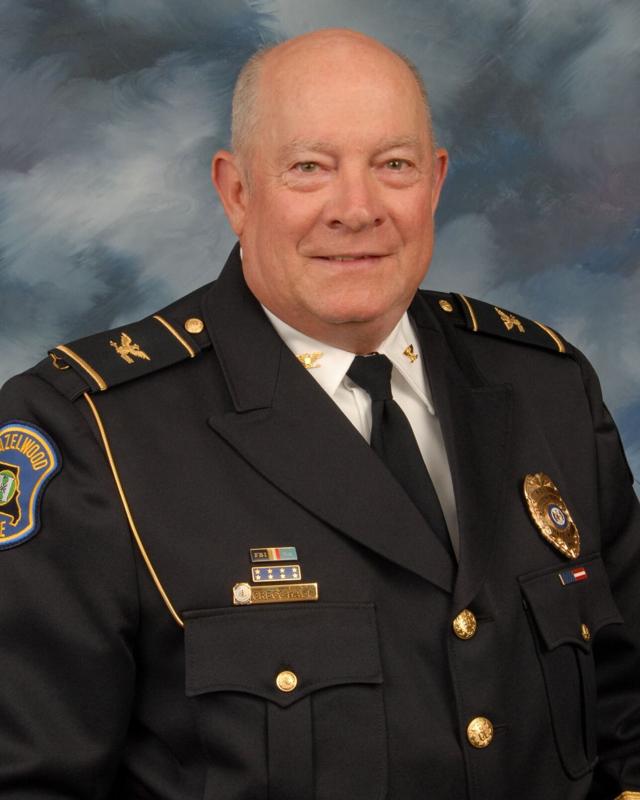 Hazelwood police chief to retire quietly after video of him driving