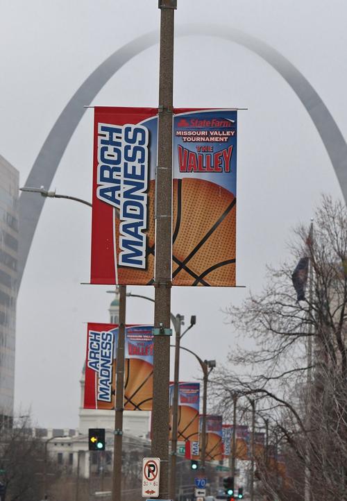 Back To Back Basketball Tournaments A Slam Dunk For St Louis