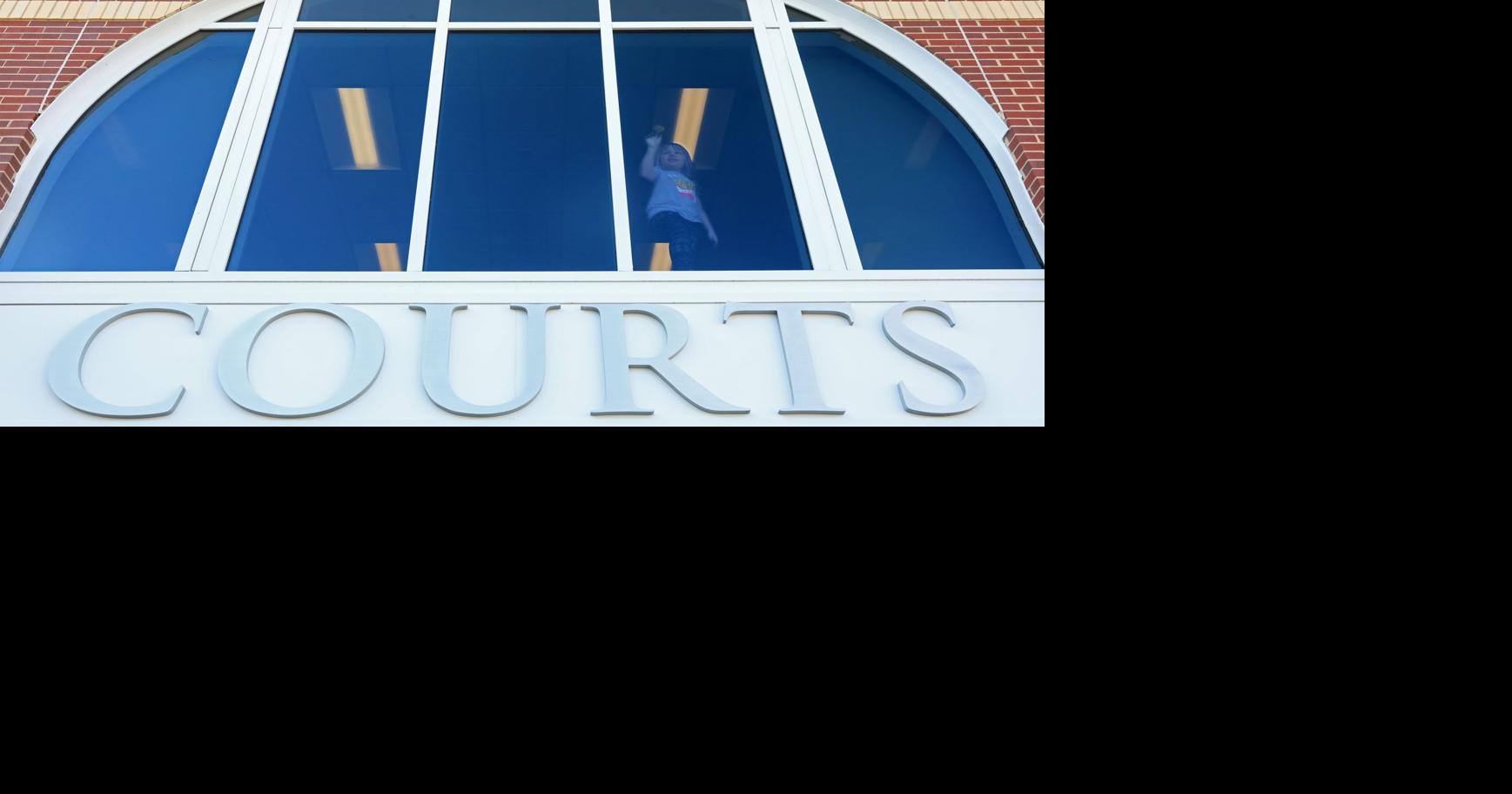 Hundreds show up at new O'Fallon, Mo., Justice Center to see what 26.8