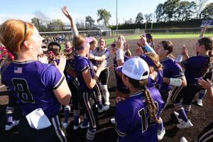 Troy Buchanan breaks through last to edge Francis Howell, return to Class 5 semifinals