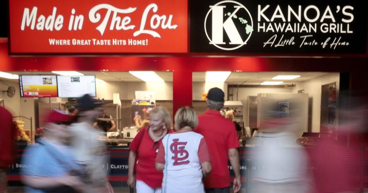 Cardinals debut hot dog burnt ends, fried gooey butter cake ...
