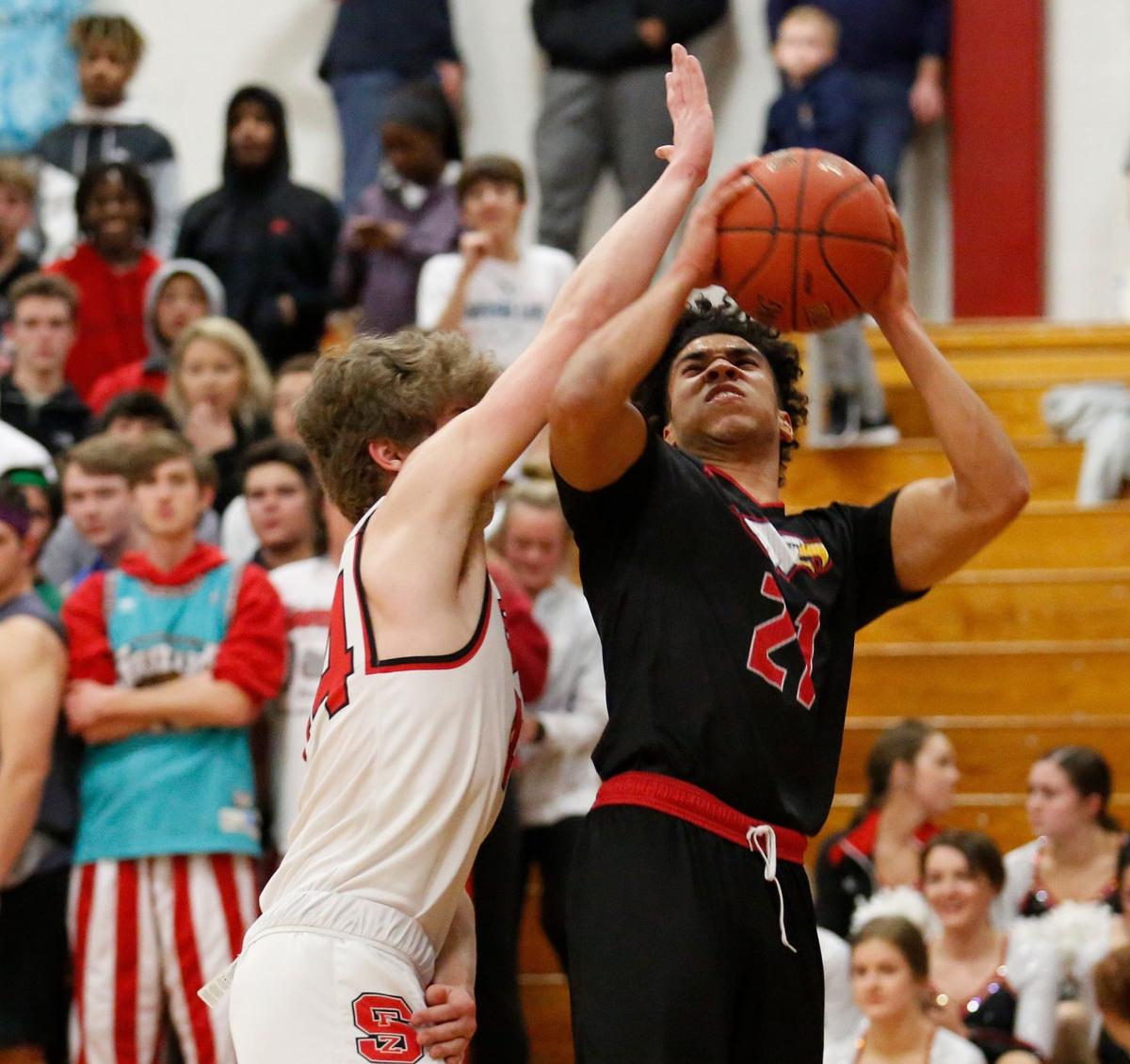Fort Zumwalt South Hangs On To Knock Off Liberty Again Boys