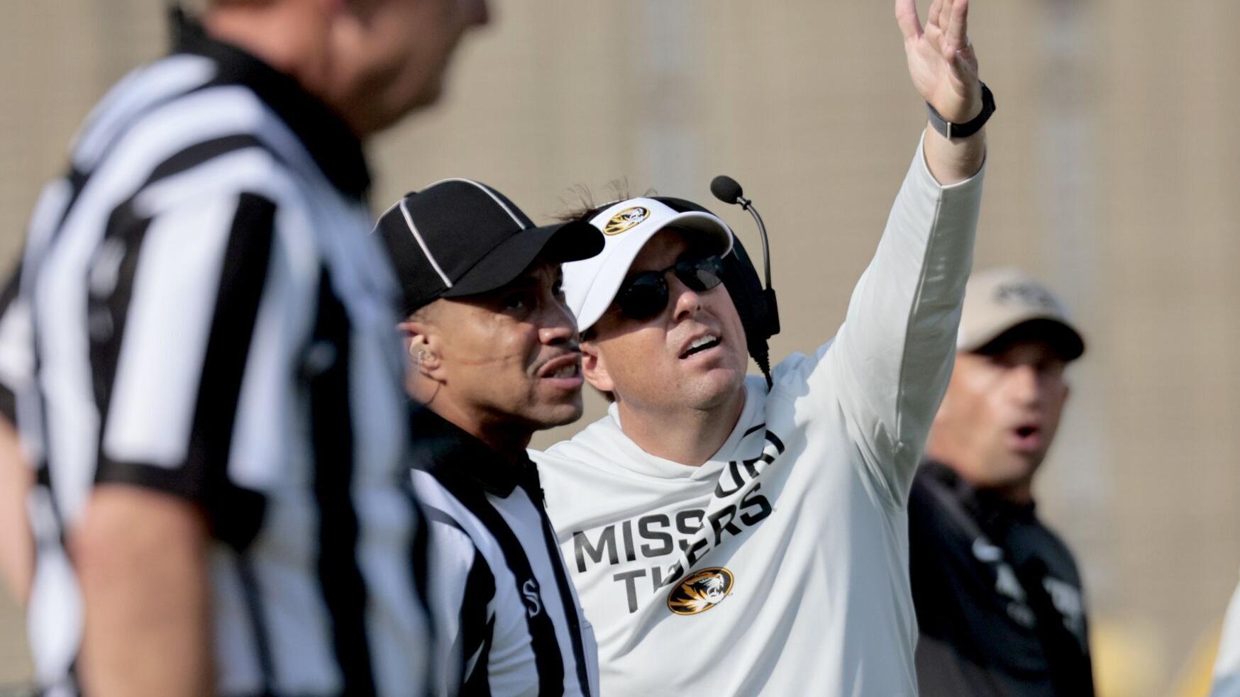 'I wouldn't worry': Mizzou coach Eli Drinkwitz rips coaching carousel 'distraction'