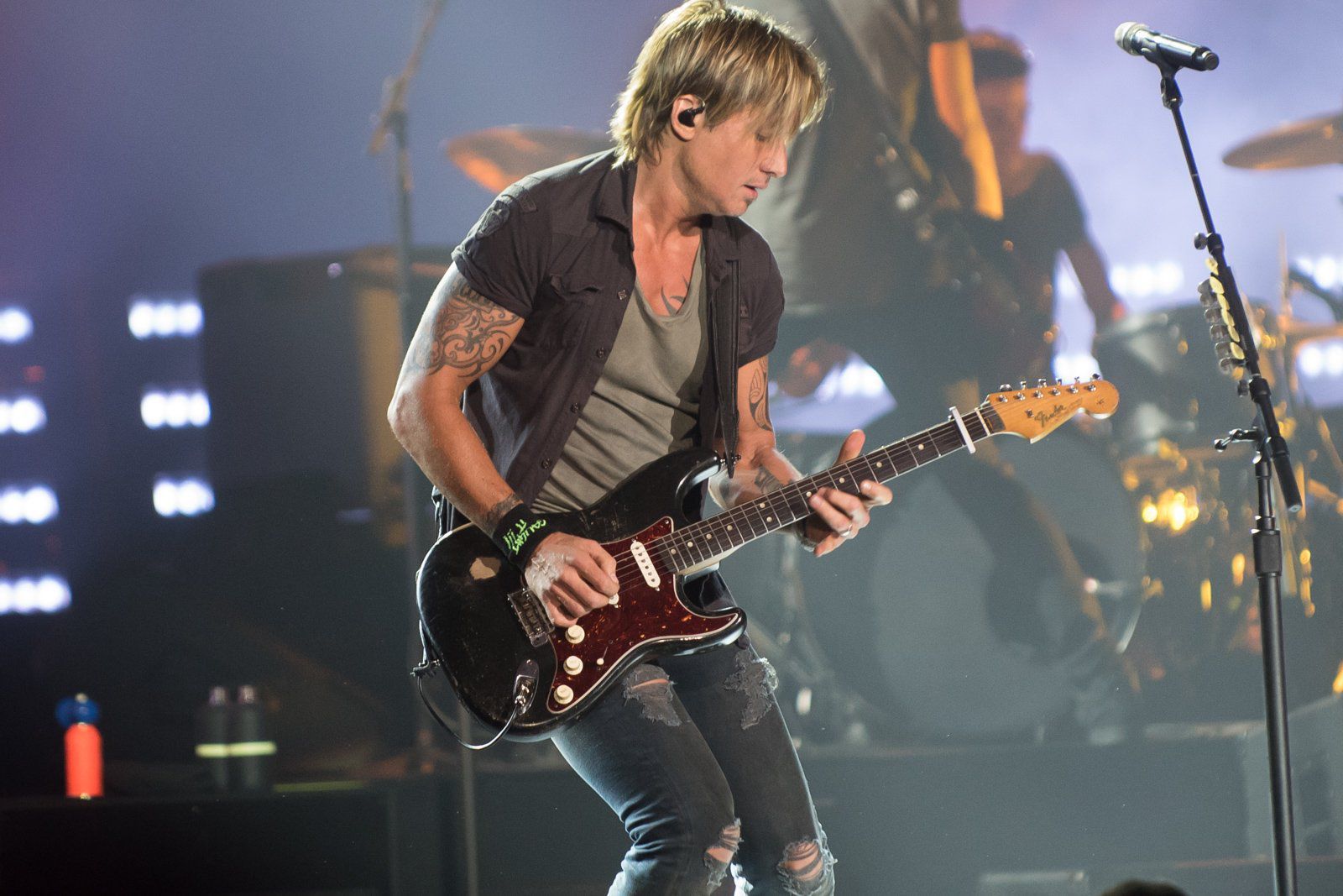 Keith Urban Tour To Kick Off At Hollywood Casino Amphitheatre