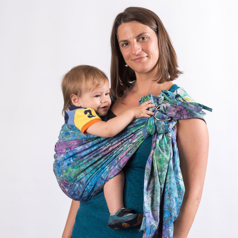 Made in St. Louis: Slingaroos comfort baby and parent