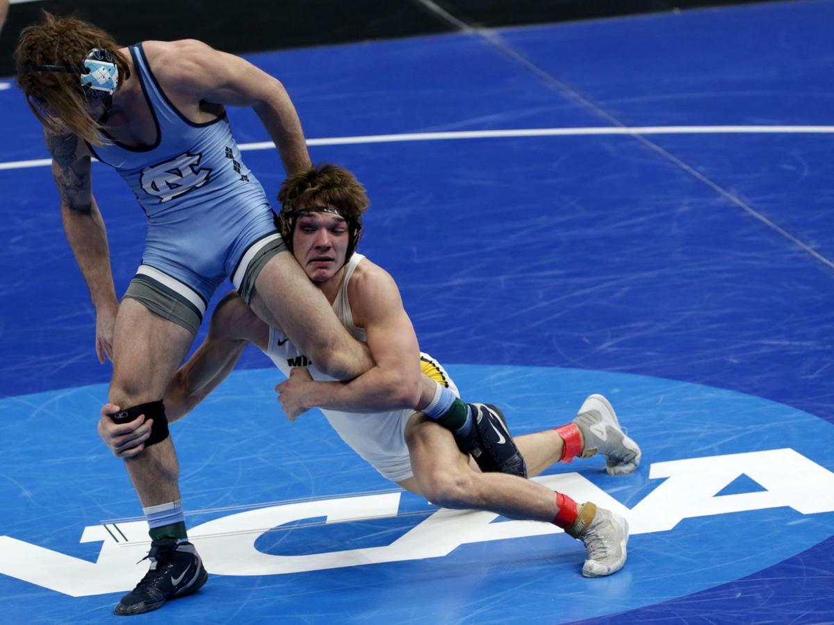 Semifinal matches of NCAA Division I Wrestling Championships
