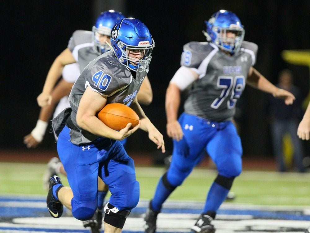 Rennick runs into record book with help from his friends