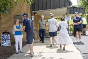 Missourians cast ballots in primary election