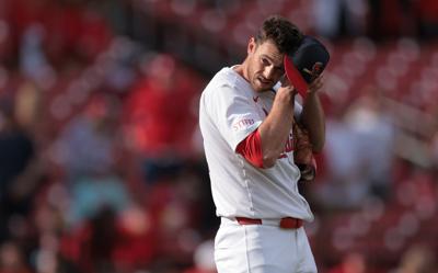 Cards sweep Twins 9-2 at Busch
