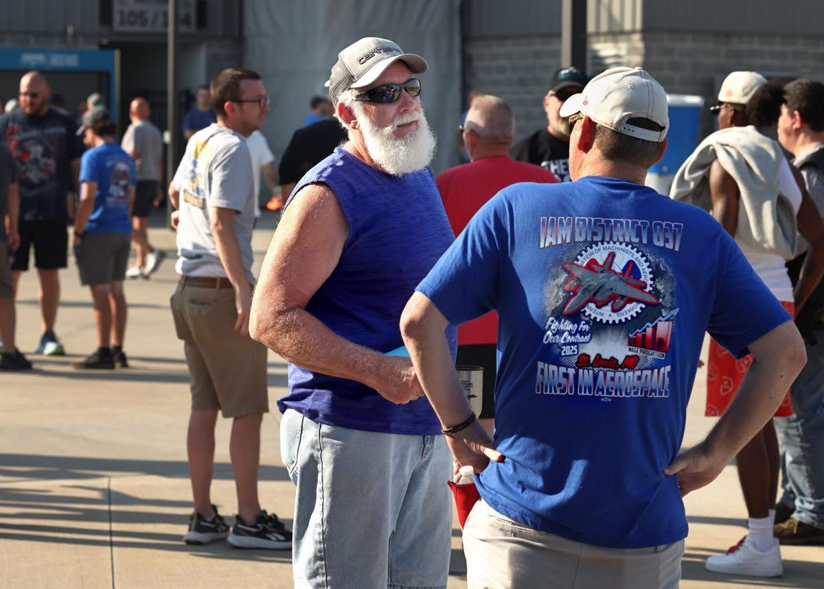 IAM Union vote on tentative labor agreement with Boeing Defense