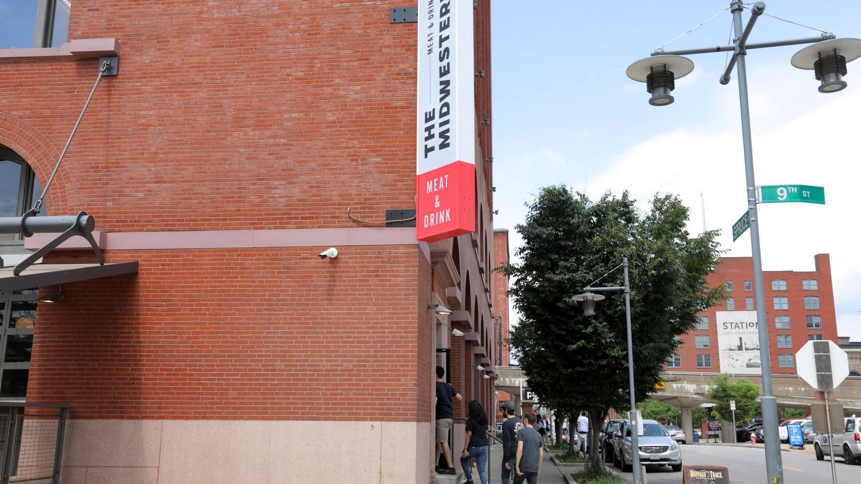 The Midwestern Cleveland Heath And Lona S Lil Eats Announce Reopening Plans Off The Menu Stltoday Com