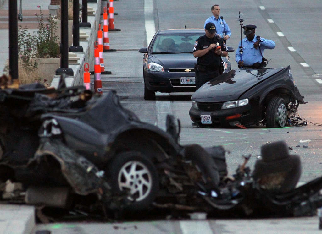 St. Louis police identify three killed in crash while fleeing officers