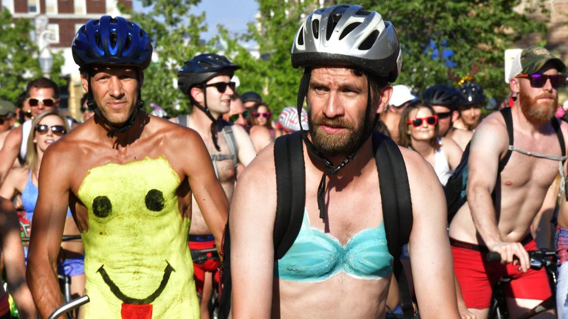 The World Naked Bike Ride rolls through St. Louis 