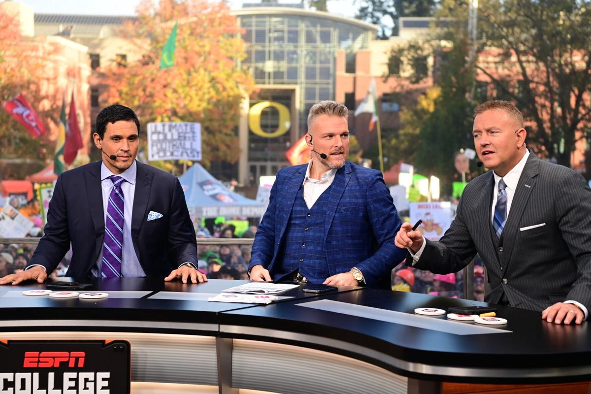 espn-college-gameday-luke-bryan-predictions-for-tennessee-vs-georgia-football