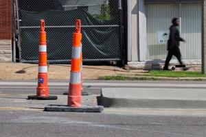Medians added on Gravois Avenue to help prevent more pedestrain and cyclist deaths