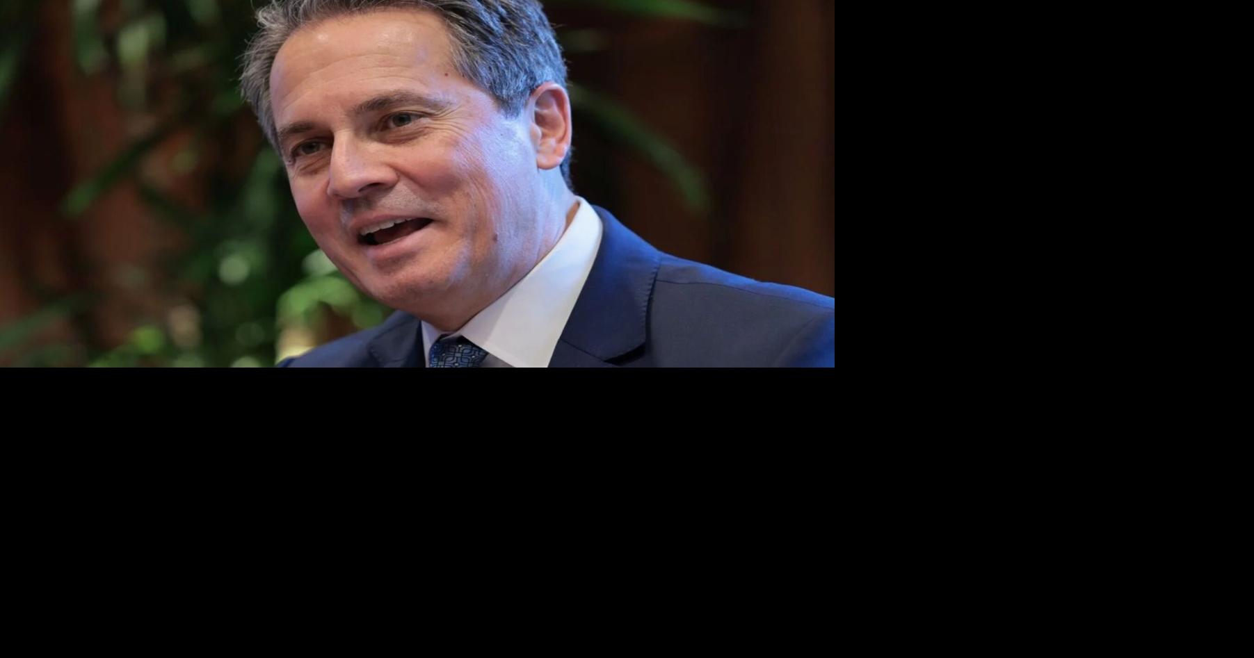 St. Louis Fed president sees 'patient' approach to rate cuts