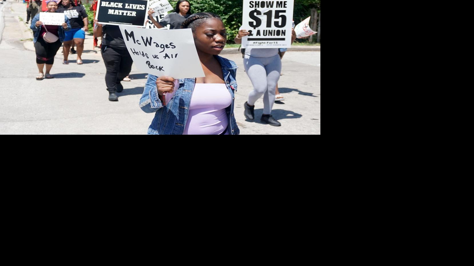 Missouri’s minimum wage for most workers now .30 it’s  in Illinois | Regional Small business