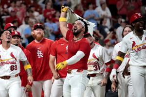 Cardinals host Pirates