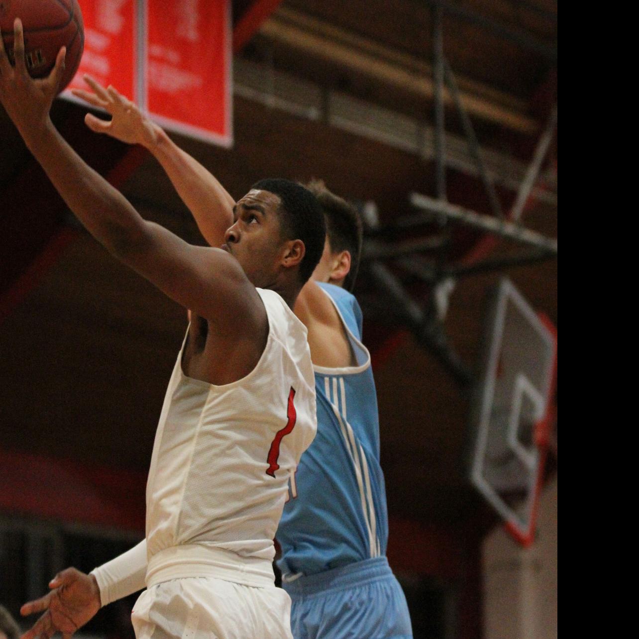 Notebook Chaminade S Crawford Goes Out With A Bang In Home Finale