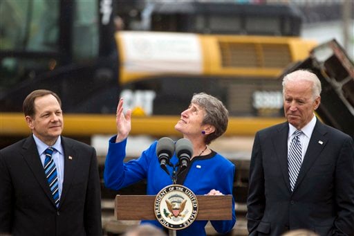 Biden touts St. Louis Arch renovation project