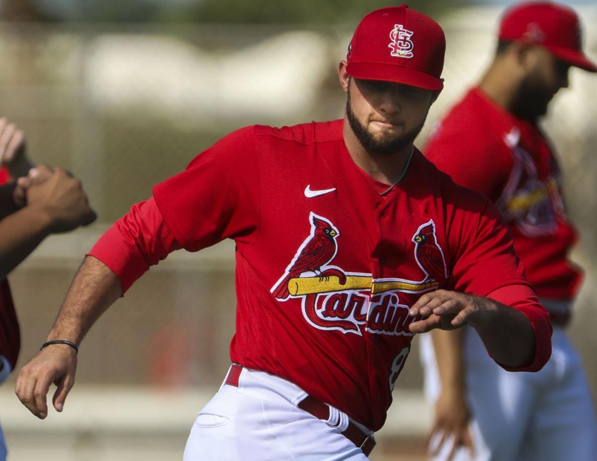 Cardinals honor Mike Shannon and Tim McCarver, who shared bonds on