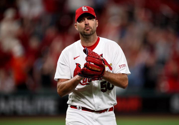 Cardinals' Adam Wainwright ends season, career