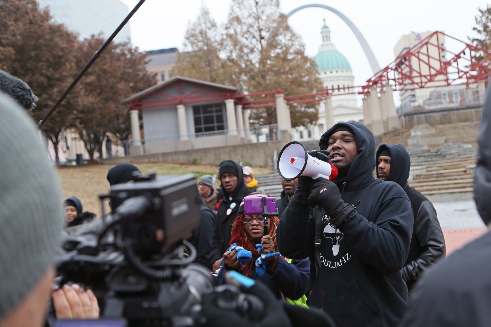 Police Break Up Demonstration At St. Louis City Hall, Arrest 3 During ...