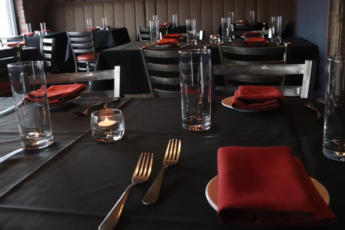 Hamilton's Urban Steakhouse focuses attention on tender, juicy steaks