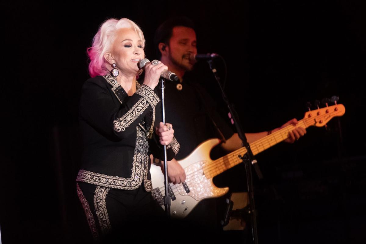 Tanya Tucker Bringing Bring Me My Flowers Now Tour To River City Casino The Blender Stltoday Com