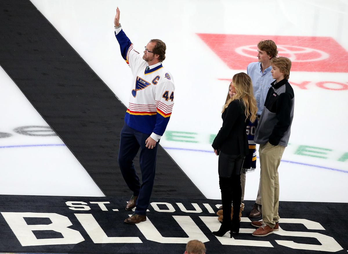 Blues to retire Pronger's number 44 