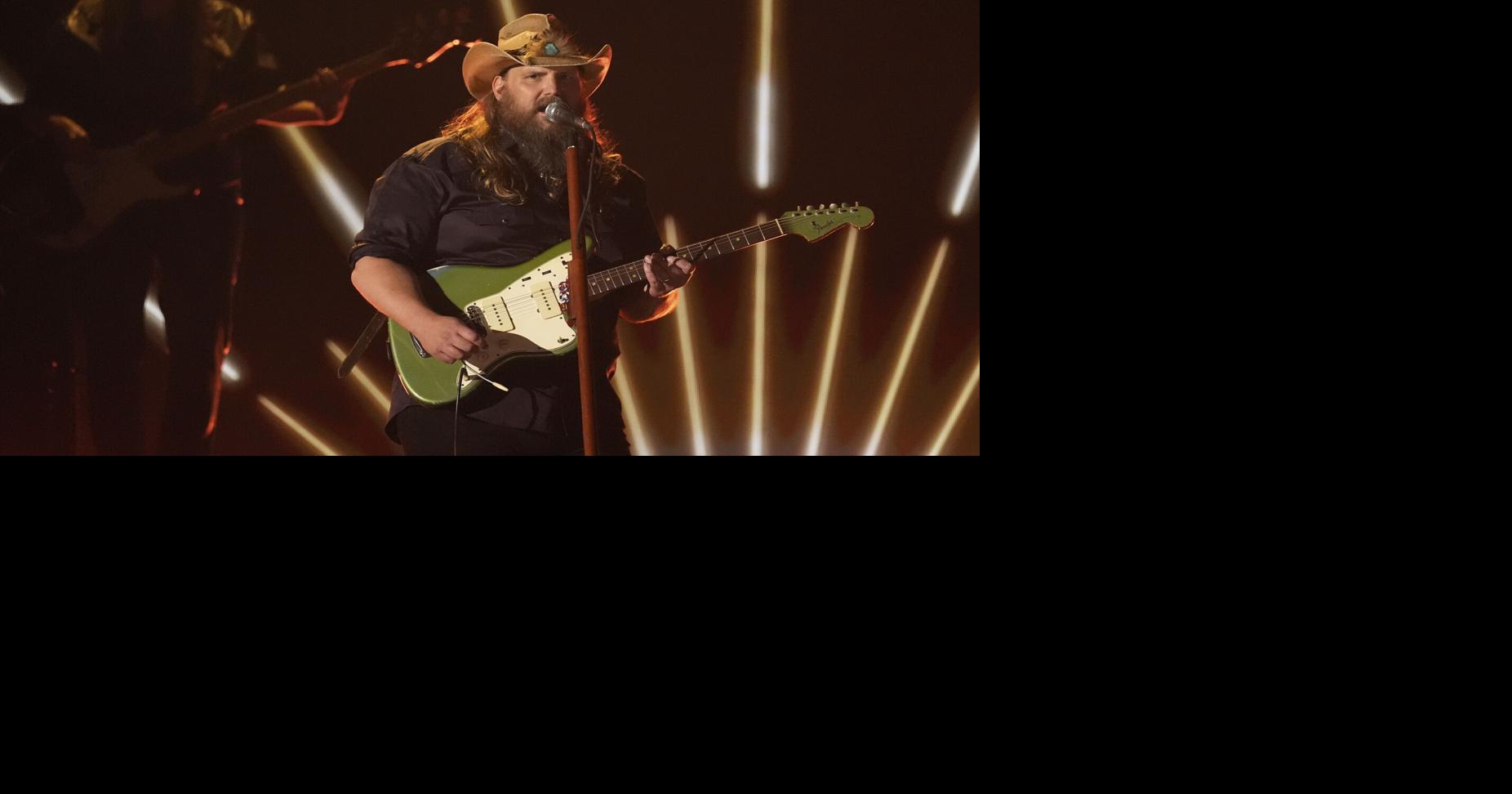 Eleven-time Grammy winner Chris Stapleton brought nostalgia and effortless vocals to his sold-out St. Louis show.