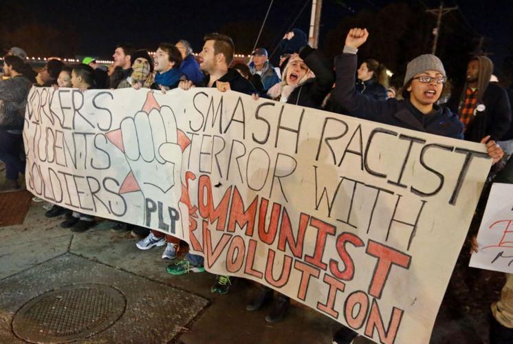 141129 CG Protest 023